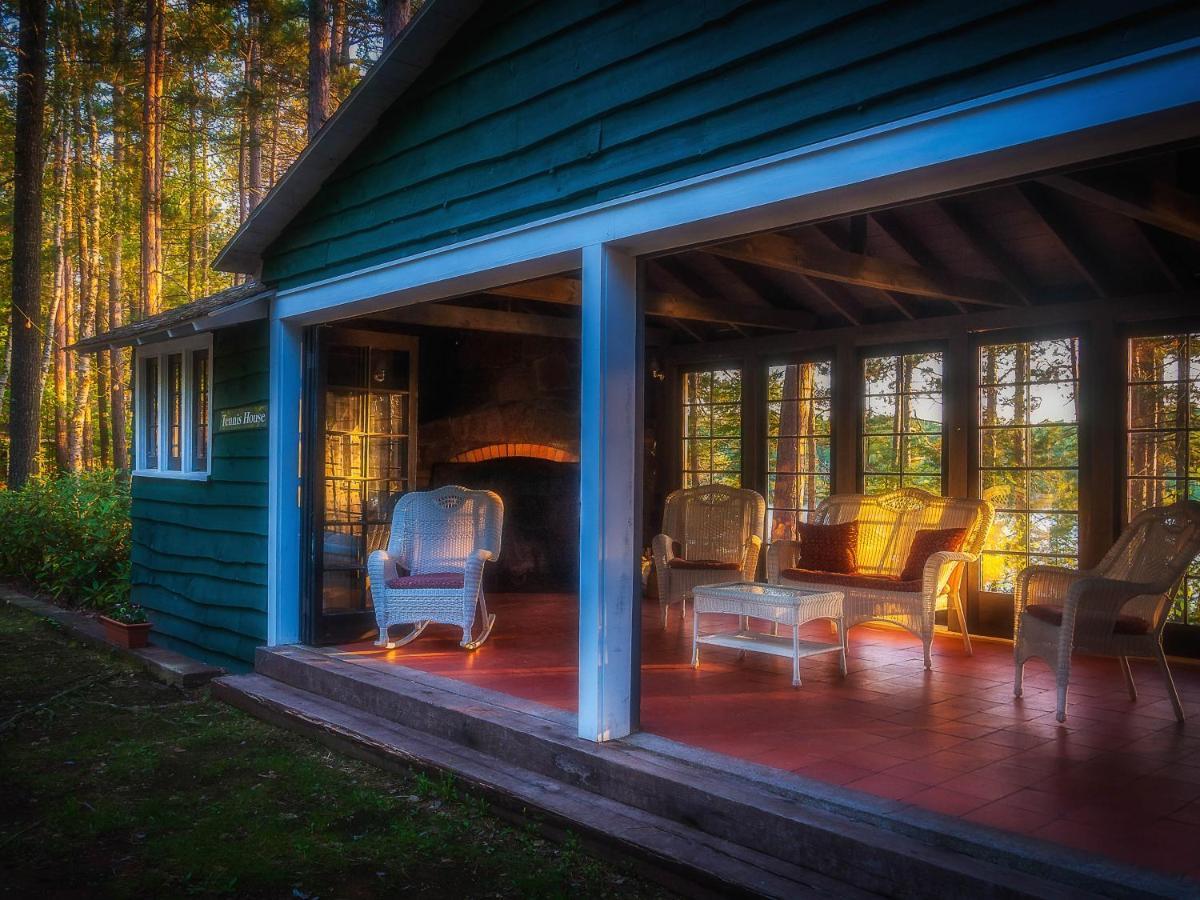 Hotel White Pine Camp Paul Smiths Exterior foto