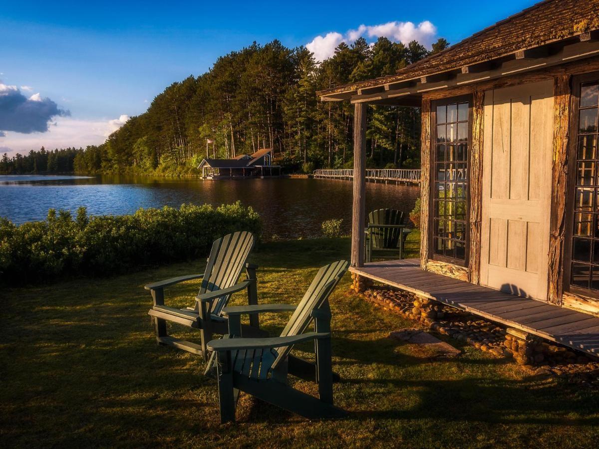 Hotel White Pine Camp Paul Smiths Exterior foto