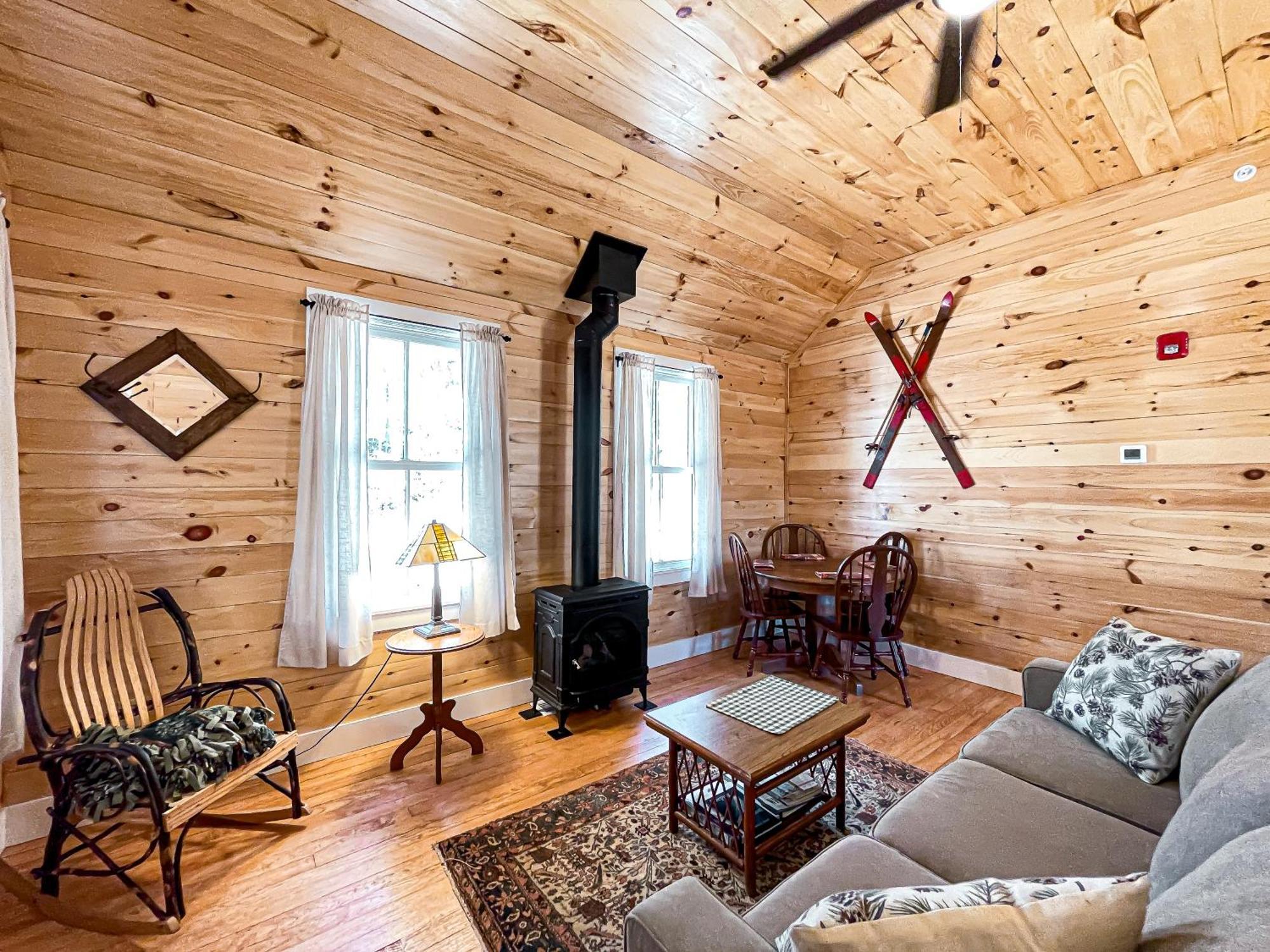 Hotel White Pine Camp Paul Smiths Zimmer foto